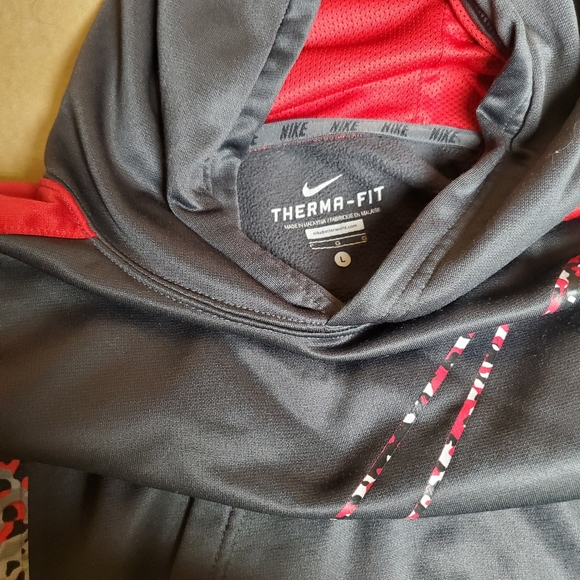 Therma fir Nike sweatshirt size 12 - Picture 3 of 5